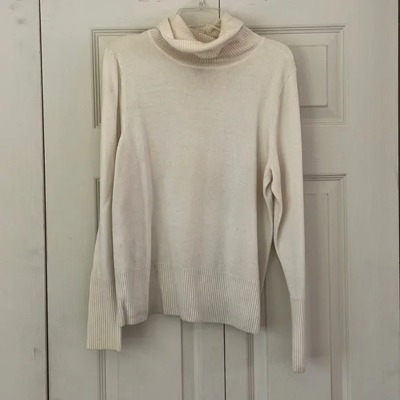 Wool sweater. Merino. Brand Kenar. Size L